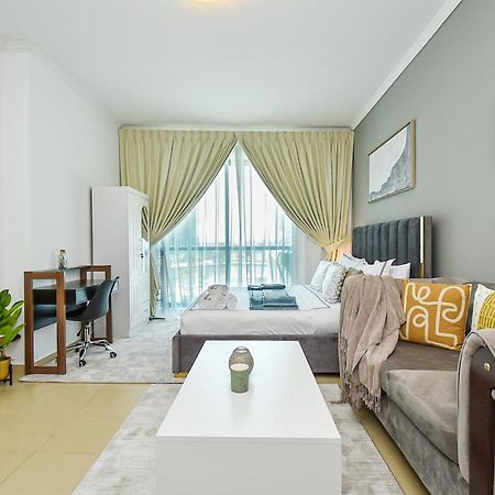 Luxury Escapes - Modern Studio Near Metro In X1 Tower Jlt Дубай Екстер'єр фото